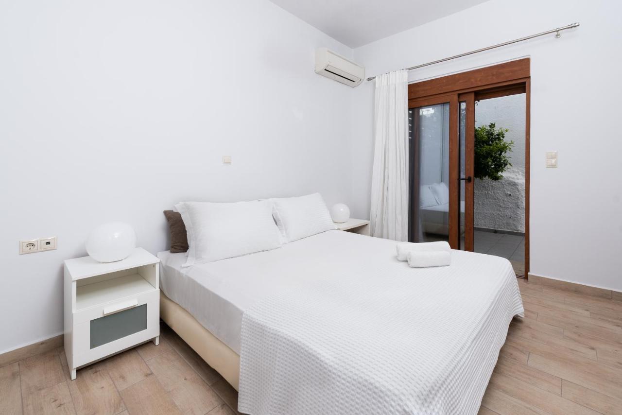 Ritas Modern In-City House Rhodes City Exterior foto