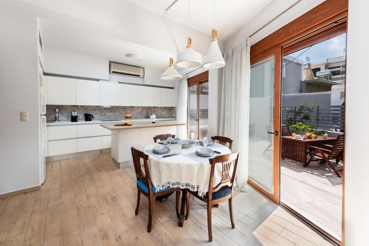 Ritas Modern In-City House Rhodes City Exterior foto